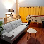 Récent - Billard - Babyfoot - Ping Pong - Mini Golf - Wifi - Jardin - Terrasse - 4 - 2 à 8 Personnes Chalet *