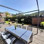 Chalet Récent - Billard - Babyfoot - Ping Pong - Mini Golf - Wifi - Jardin - Terrasse - 4 - 2 à 8 Personnes *