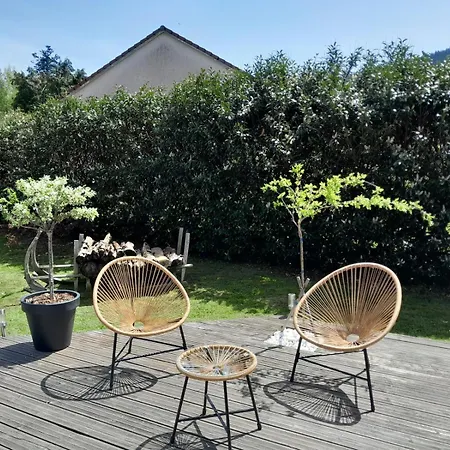 Chalet Recent - Billard - Babyfoot - Ping Pong - Mini Golf - Wifi - Jardin - Terrasse - 4 - 2 A 8 Personnes Gérardmer