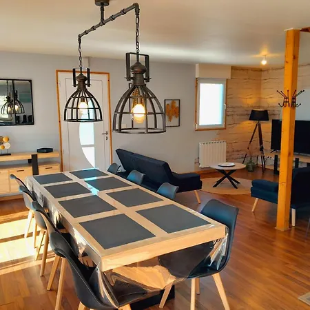 Recent - Billard - Babyfoot - Ping Pong - Mini Golf - Wifi - Jardin - Terrasse - 4 - 2 A 8 Personnes * Gérardmer