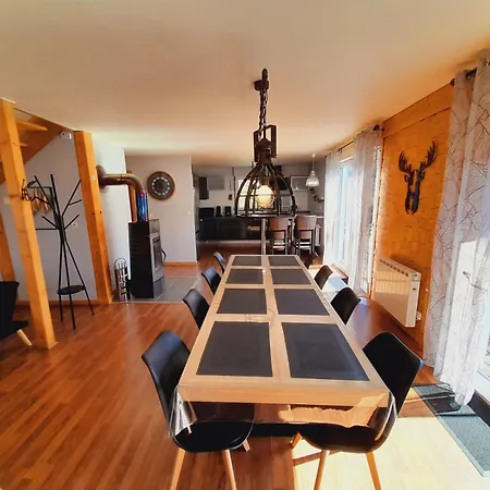 Recent - Billard - Babyfoot - Ping Pong - Mini Golf - Wifi - Jardin - Terrasse - 4 - 2 A 8 Personnes * Gérardmer