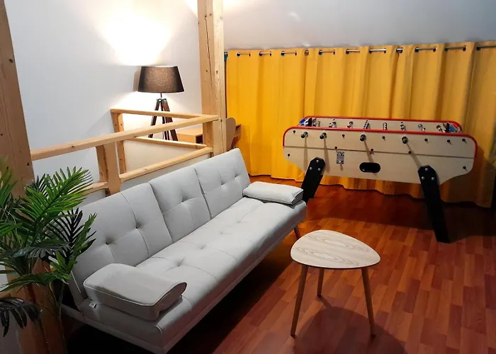 Recent - Billard - Babyfoot - Ping Pong - Mini Golf - Wifi - Jardin - Terrasse - 4 - 2 A 8 Personnes 샬레 *