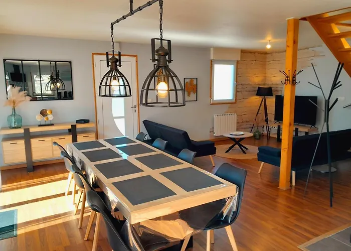 Recent - Billard - Babyfoot - Ping Pong - Mini Golf - Wifi - Jardin - Terrasse - 4 - 2 A 8 Personnes