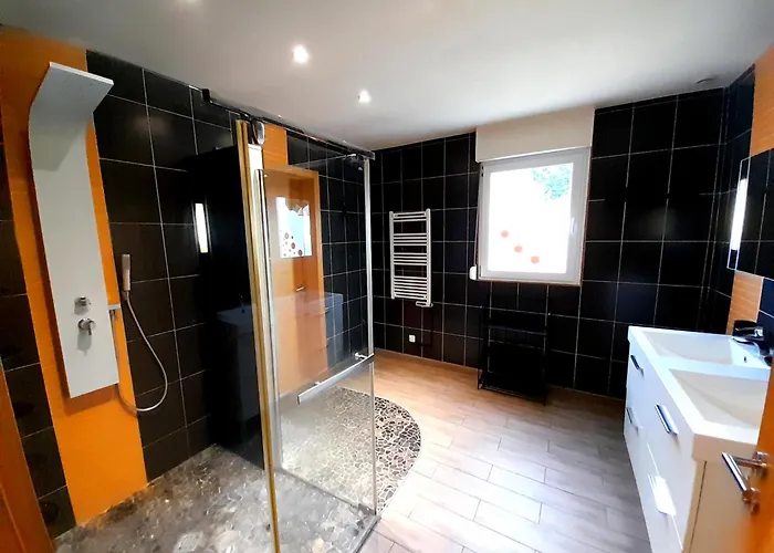 샬레 Recent - Billard - Babyfoot - Ping Pong - Mini Golf - Wifi - Jardin - Terrasse - 4 - 2 A 8 Personnes 제라르메르